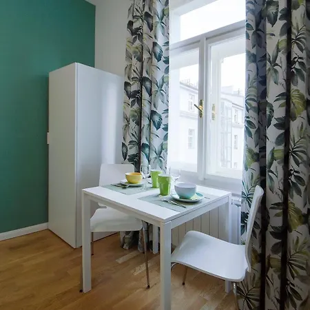 Modern Spanelska Apartment Prague
